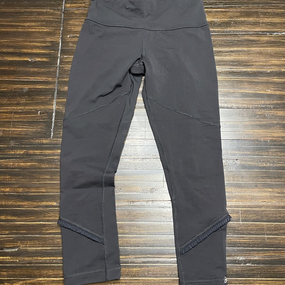 Lululemon Ruffle Capri